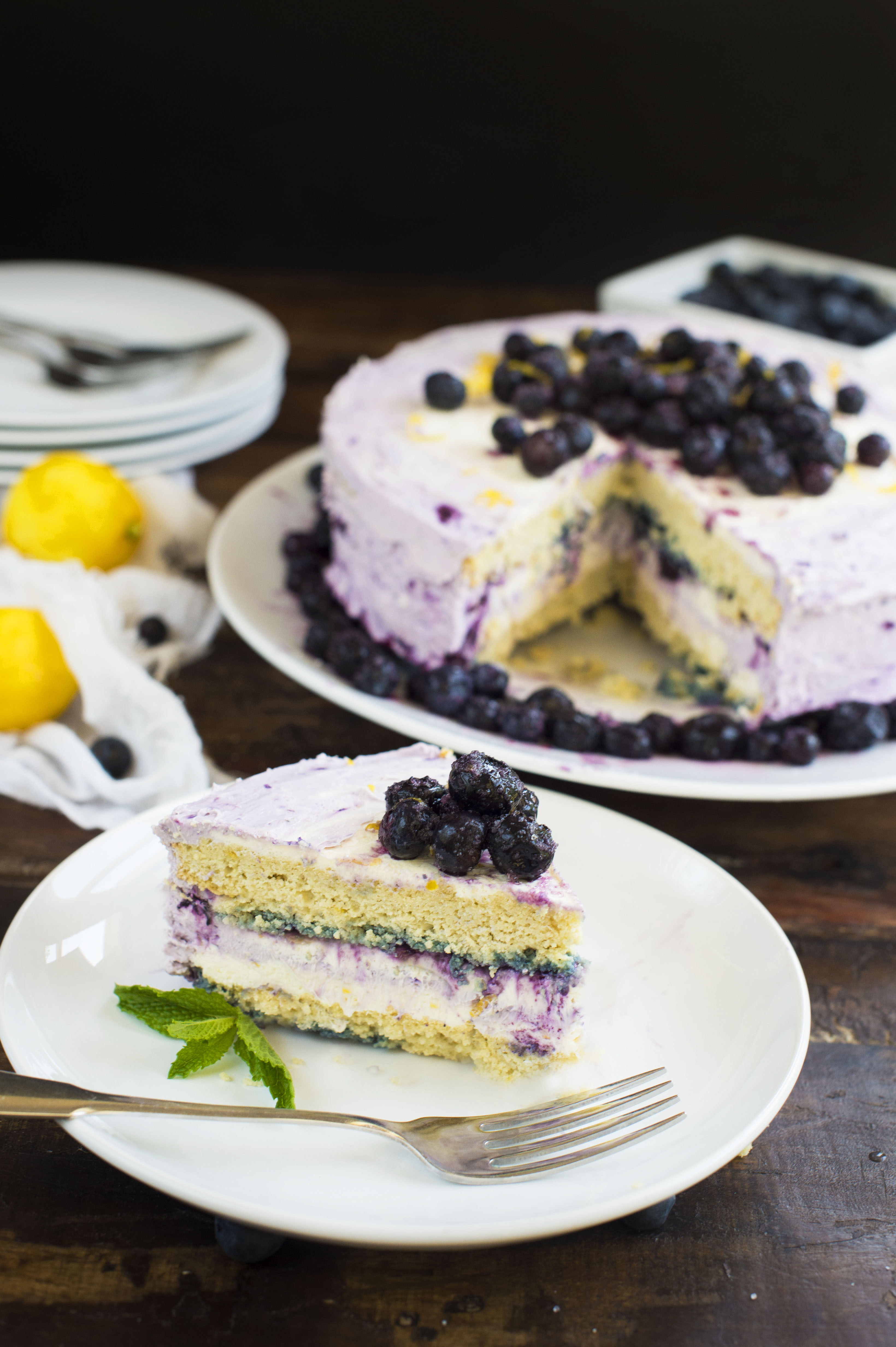 Low-Carb Lemon blueberry Cream Cake