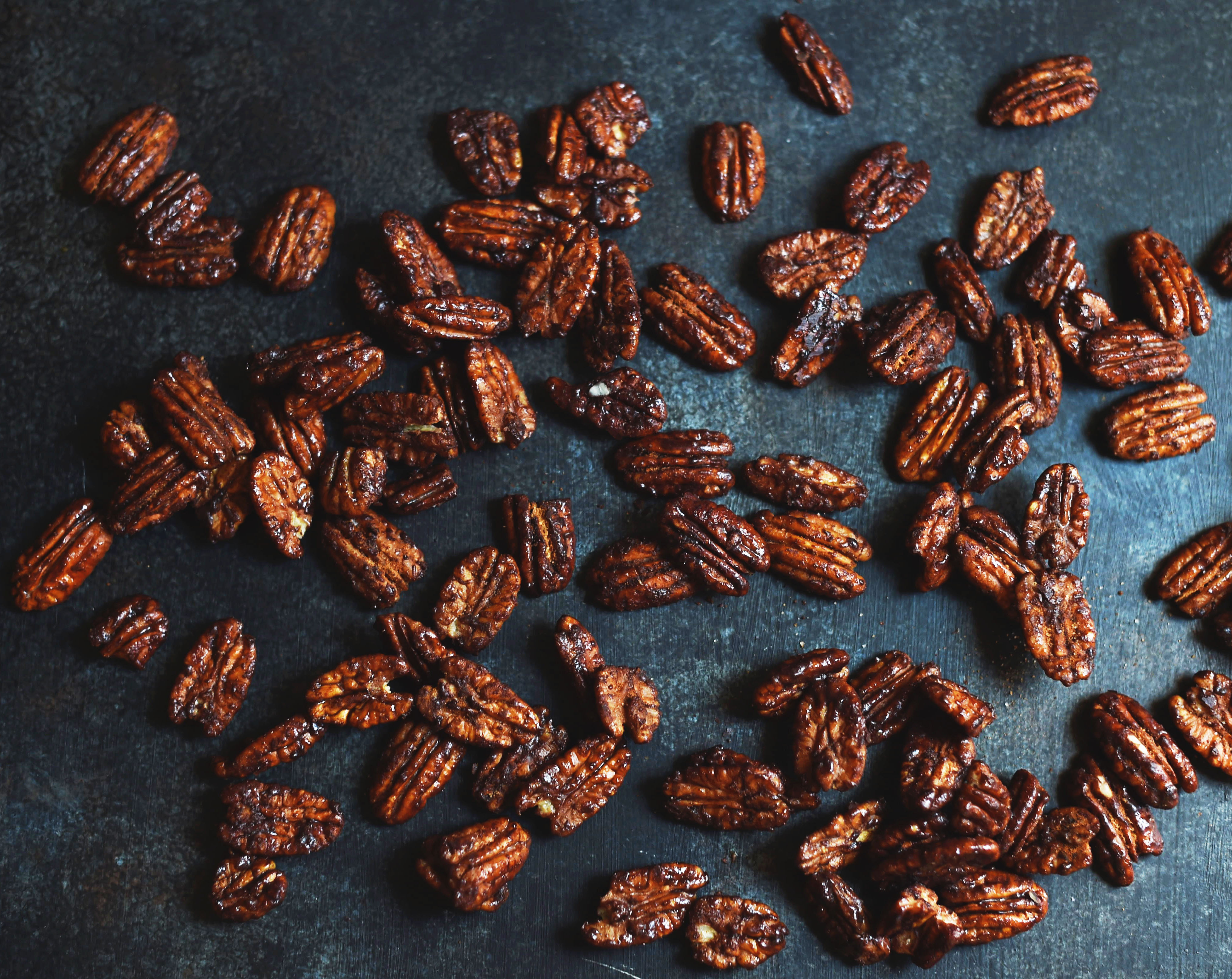 Low-Carb Candied Pecans