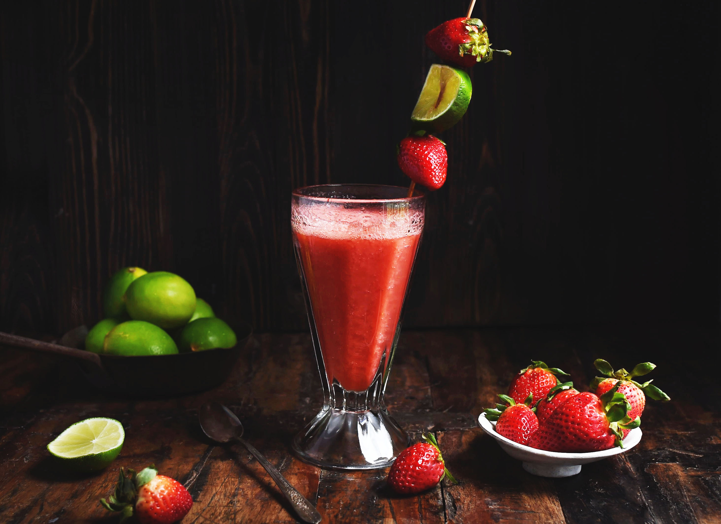 Low-Carb Strawberry Lime Coolers