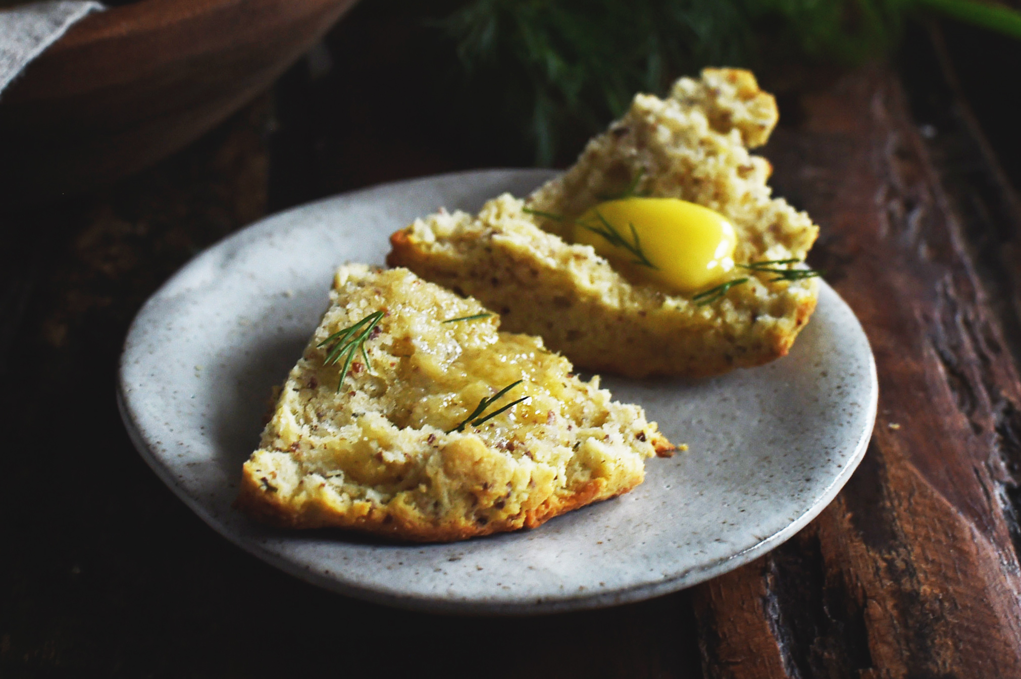 Low-Carb Onion Dill Savory Scones Recipe