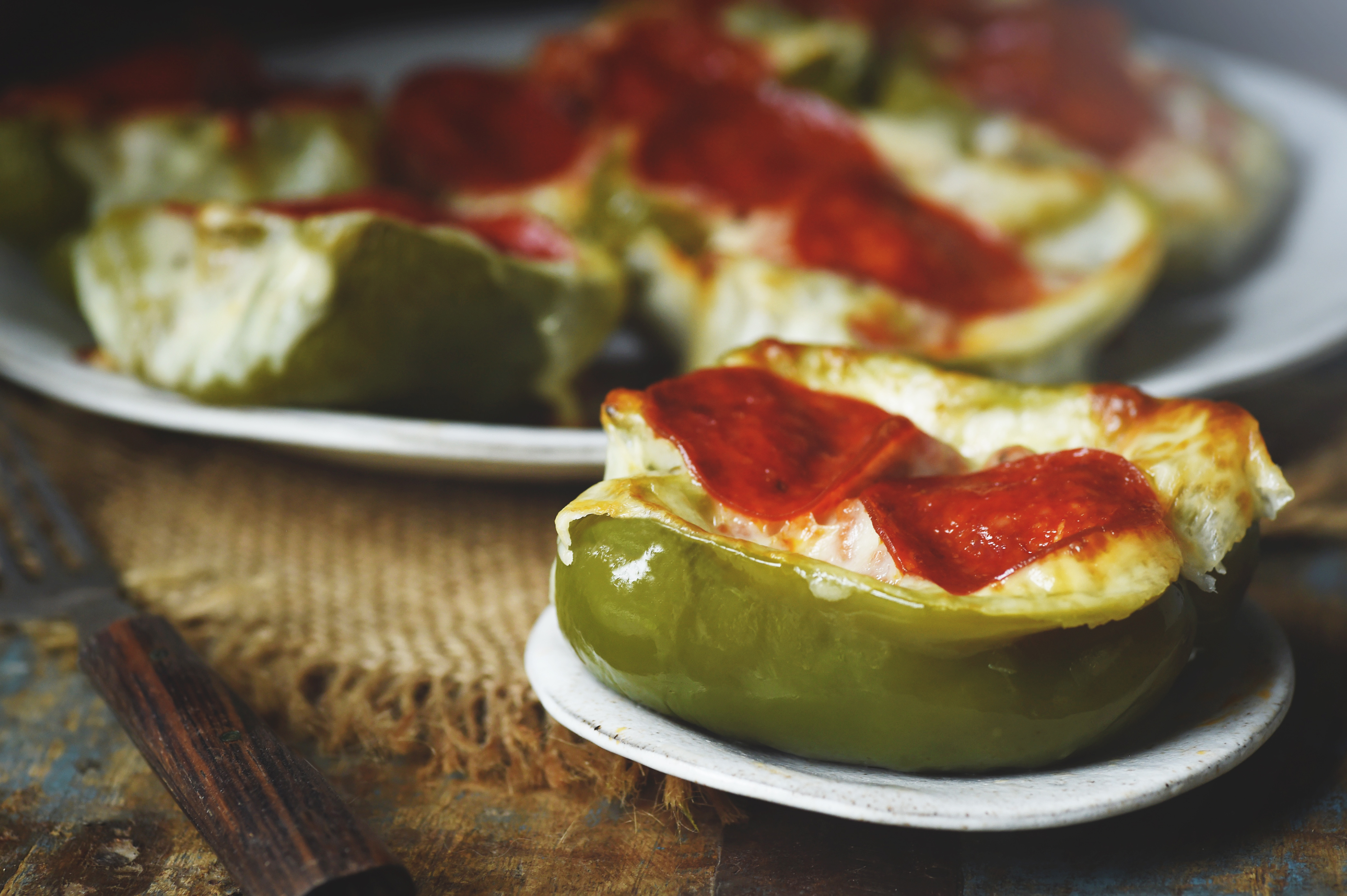 Low-Carb Easy Pizza Stuffed Peppers