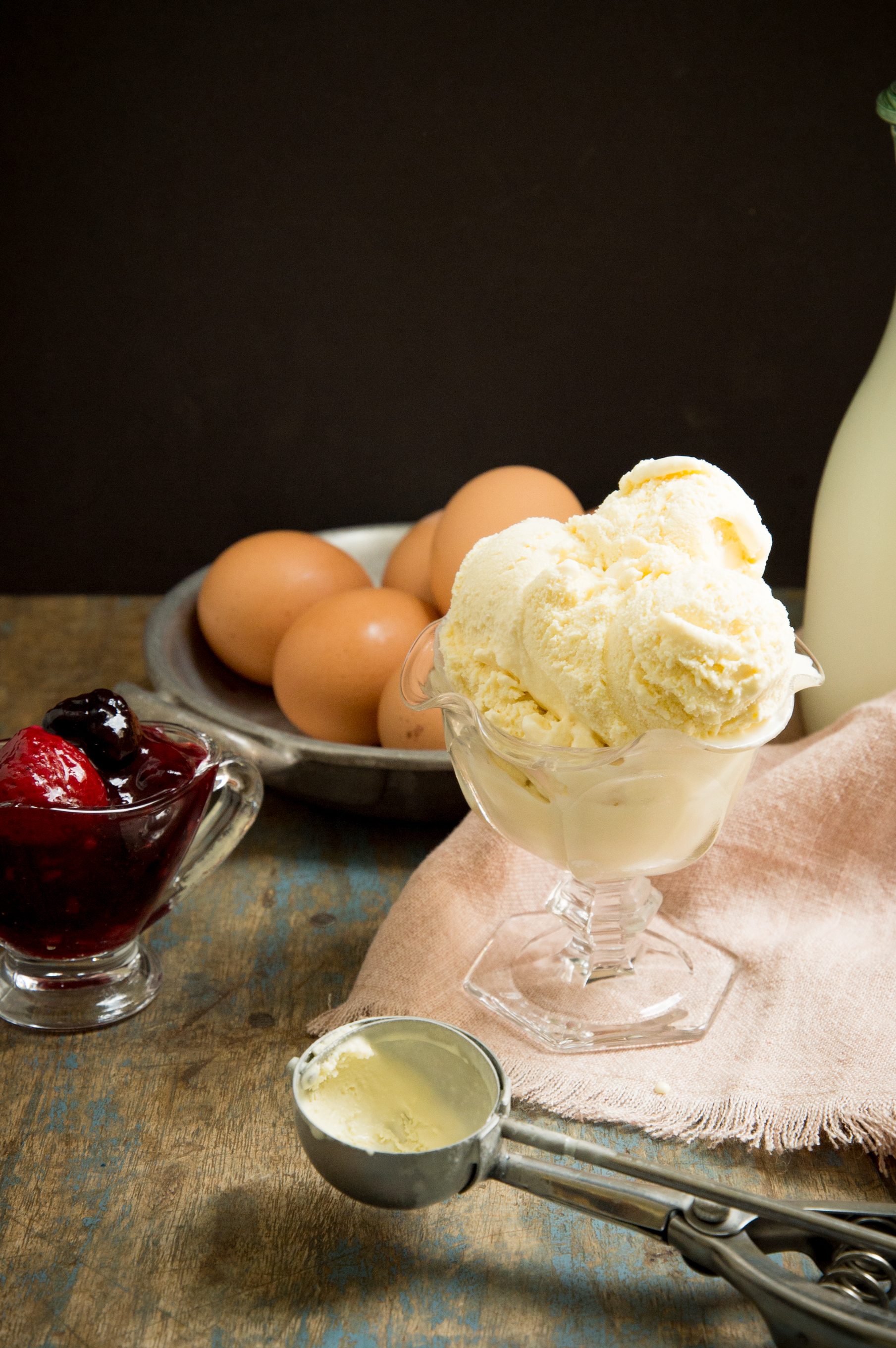Low Carb Keto Vanilla Ice Cream Recipe-with fruit compote beside.