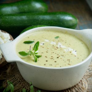 Low-Carb Zucchini Soup with oregano and cream.