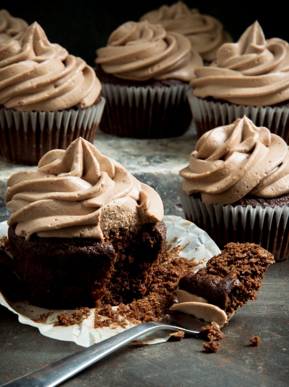 Ultimate Keto Chocolate Cupcakes - Simply So Healthy